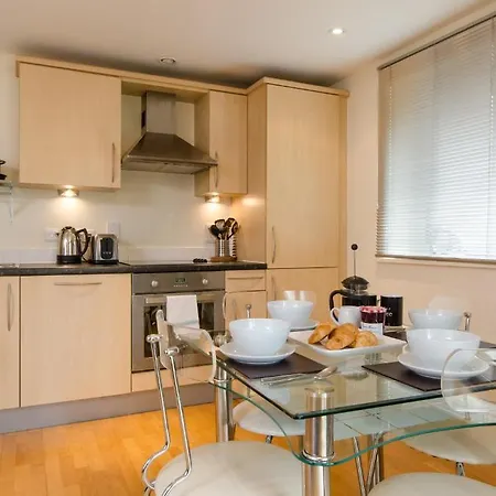 Hamilton Court From Your 公寓