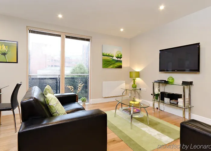 Hamilton Court From Your 公寓