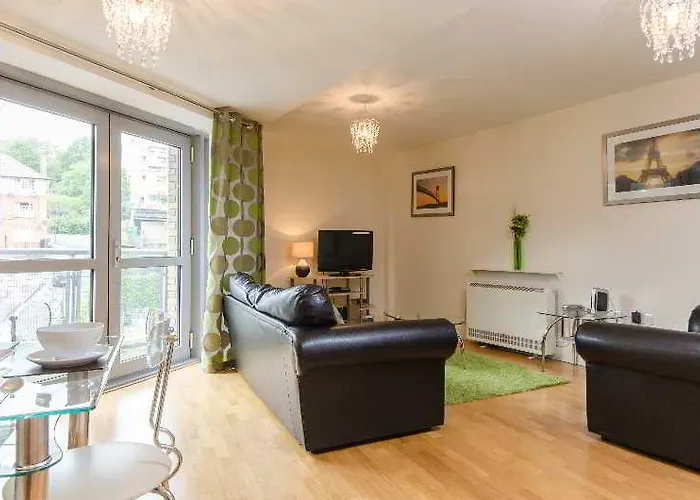 Hamilton Court From Your Bristol