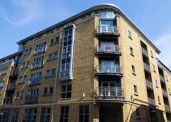 Hamilton Court From Your Bristol