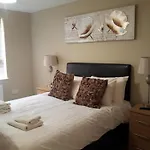 Διαμέρισμα Hamilton Court From Your *