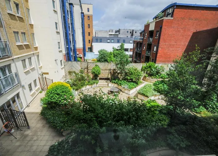 Appartement Hamilton Court From Your