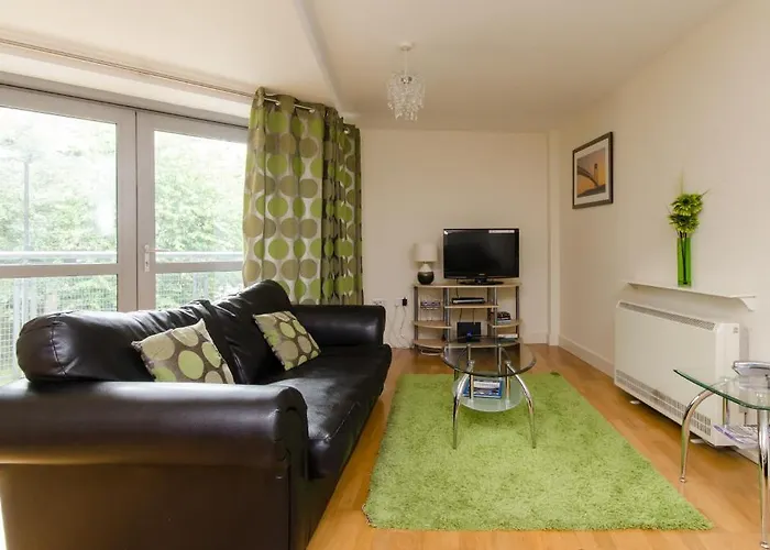 Hamilton Court From Your Appartement Bristol